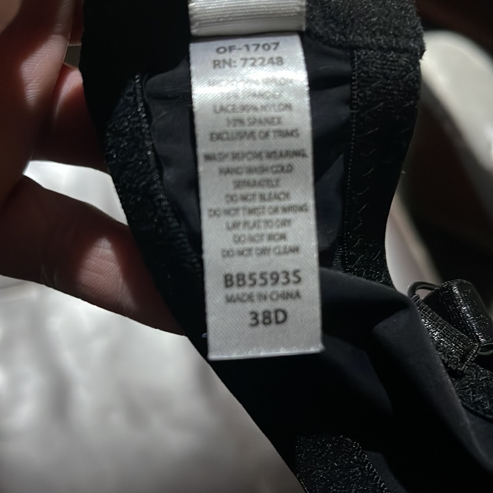 38D Black Bow bra. - Picture 6 of 9